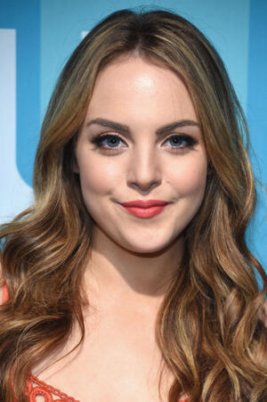 Elizabeth Gillies Biography | Fandango